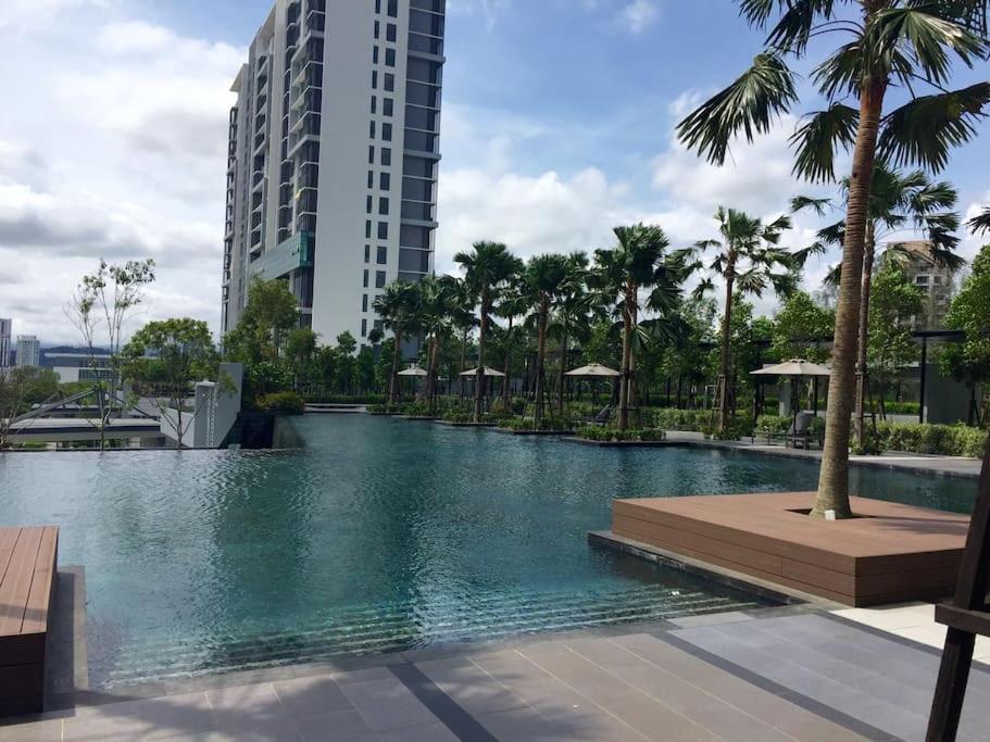 Tropicana Avenue B32-09, Petaling Jaya Eksteriør billede